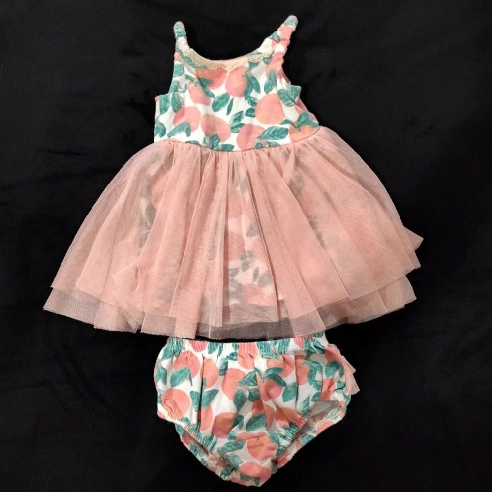 Catherine Malandrino 2 Piece Set Baby Girls 12 months
